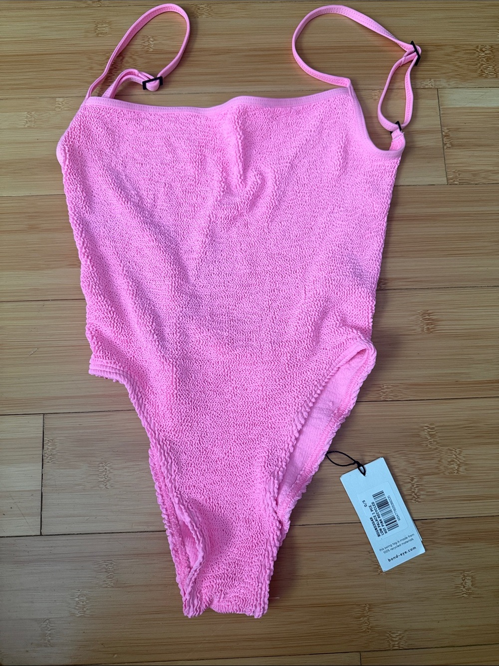 bond-eye Pink One-Piece Swimsuit